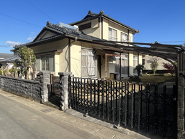 富美山町中古住宅