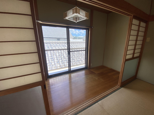 和室には縁側がございます