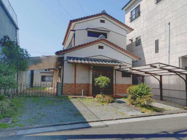 春日町中古住宅