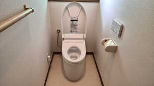 １階トイレ（自動開閉）