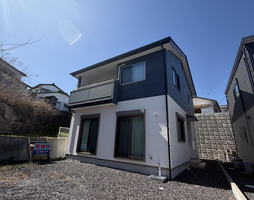 大貫町6丁目中古住宅　＼お庭スペースもある綺麗なご住宅です／