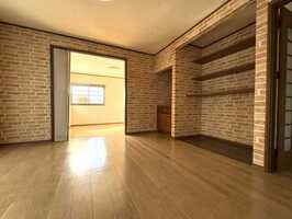 ＼2世帯も可能なゆとりのある住まい／大貫町４丁目中古住宅