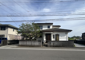 大貫町6丁目中古住宅＼リフォームにピッタリ、陽当りのいいお家／