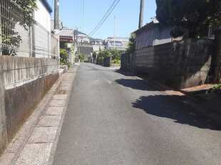西側道路