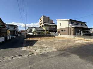 南東側から、道路も十分広いです