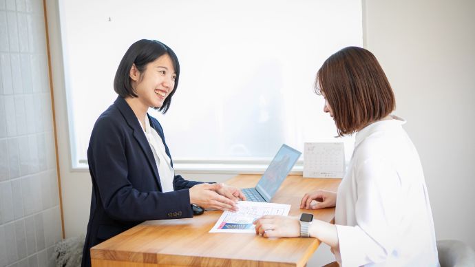 住みながらでも、安心して進められる売却を。