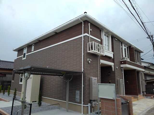 SUNNY　WHITE（2階）